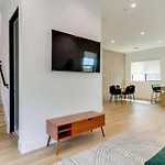 Modern Luxe Retreat 3-Bedroom #3