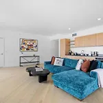 Rooftop Pool Modern 2Br, 2Ba - Panoramic Hollywood Views