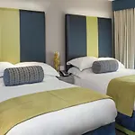 Sunset Marquis Hotel & Villas