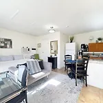 Cozy And Comfortable Studio - Hal2-Uc