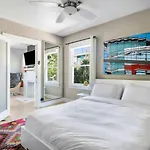 Venice Gem Private Beach Bungalow