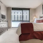 Global Luxury Suites At Tiverton Ave