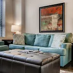 Global Luxury Suites At Tiverton Ave