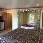 Foxy\'S Motor Inn On Florence & Hoover St
