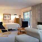 Silver Lake Suite