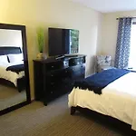 La/Beverly Hills Hotel Style Suite