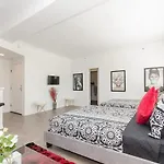 Marilyn Monroe Studio In Iconic Hollywood Towers