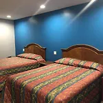 Deano\'S Motel