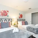 Popular Hollywood Walk Of Fame Penthouse