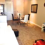 Pelican Stay Santa Monica Corporate Center Suite