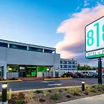 818 Hotel Pool, An Ascend Hotel Collection Member