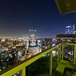 Modern Style 2 Bed 2 Bath In Dtla