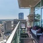 Bright & Modern Dtla 2 Bed 2 Bath