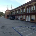 Bronco Motel South Central