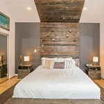 California Dreamin Sleeps 13 Hw Hills