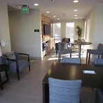 Miracle Mile Apartments With Full Amenities