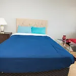 Hollywood Apartments