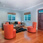 Stylish 2 Bed & 2 Bath At The Heart Of Hollywood With Free Parking - One Car Only