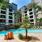 New 3Bd In Venice, Two Steps From The Beach!