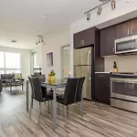 Living The La Dream 2 Bed 2 Bath