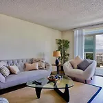 Beach Front Penthouse In Marina Del Rey/ Venice Beach