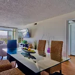 Beach Front Penthouse In Marina Del Rey/ Venice Beach