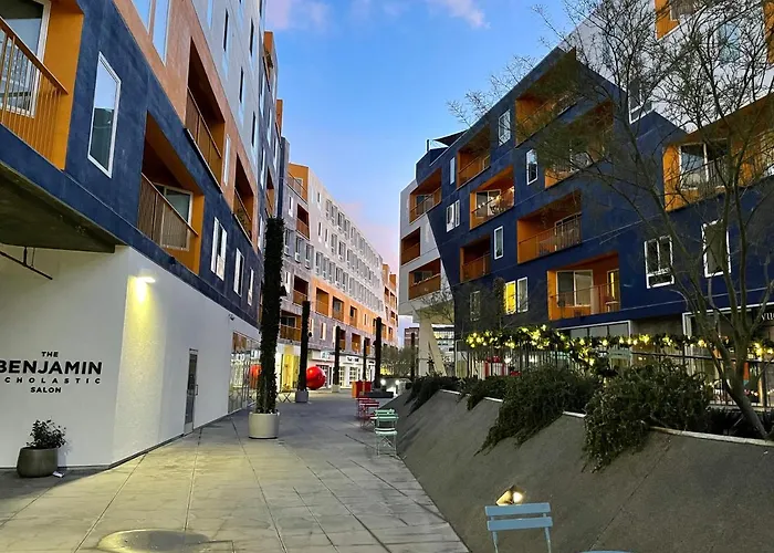 Spacious Entire Apt W Parking In Arts District Dtla B5