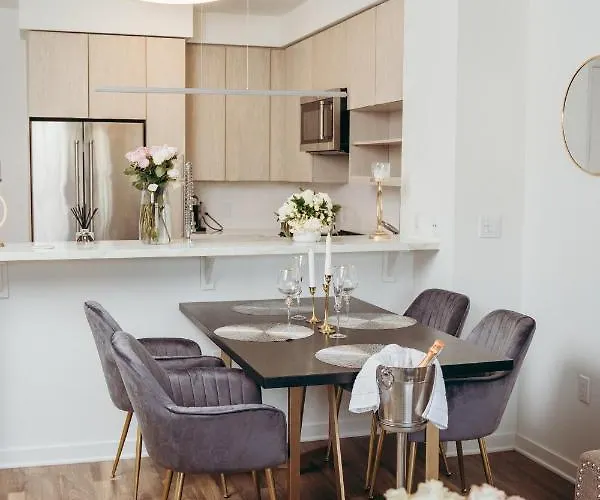Luxury 1 Bedroom In The Heart Of West Hollywood/Beverly Hills!