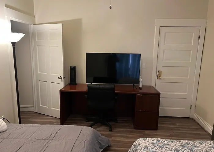 Private Los Angeles Room - Free Wifi, Ac, Tv, Private Fridge, Kitchen, Near Usc - Exposition Park - Usc Memorial Coliseum - Banc Of California Bmo Stadium - Downtown Los Angeles Dtla - University Of Southern California Usc!!