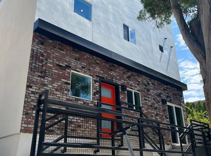 Ktown Hotel
