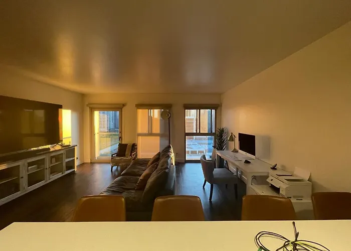 Dtla Apartment With An Amazing View