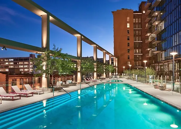 Downtown Luxury Apartment