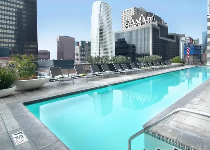 Luxury Downtown La 2Bdr Home