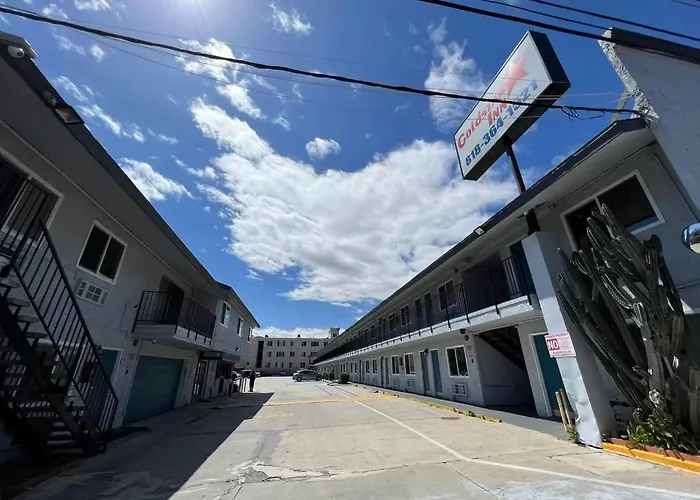 Goldstar Inn