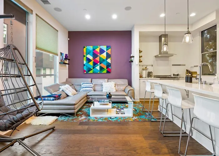 Chic Silver Lake Oasis With Breathtaking City Skyline Views, Private Rooftop & Garage