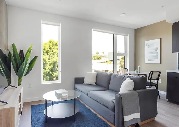 Hollywood 1Br W Pool Spa Gym Nr Coffee Shops Lax-1112