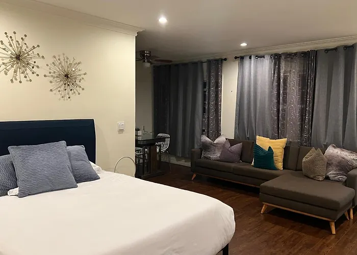 Centrally Located Ucla Condo