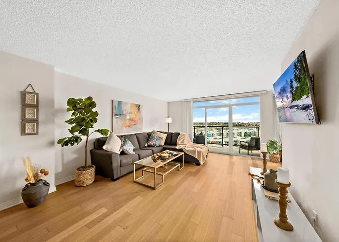 Marina Appartement With Beach View