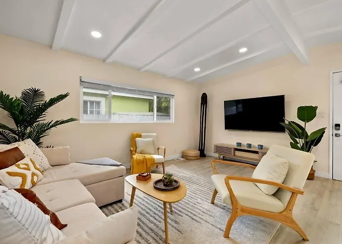 Charming Zen Venice Beach 3Br Home W/Patio & W/D