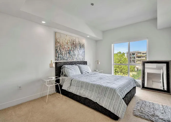 13 Luxury Apartment
