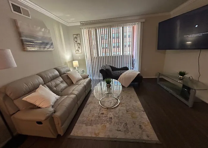 2 Bedroom Apartment Downtown La!