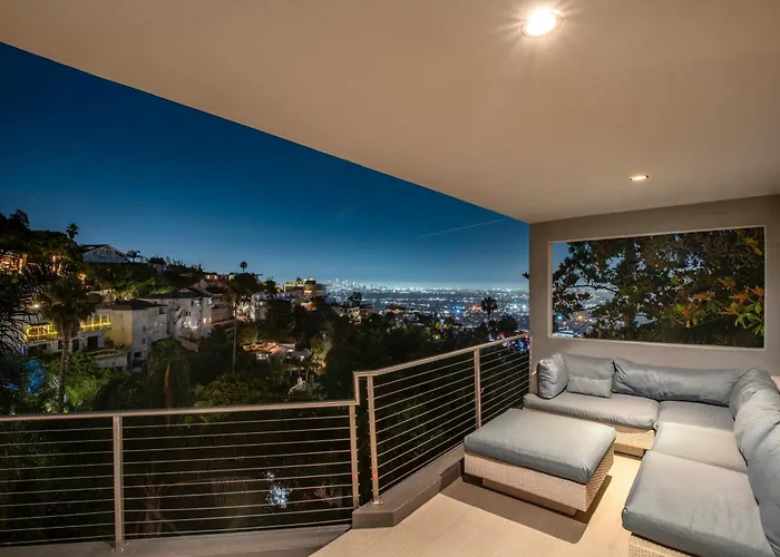6Mil 5Br Sunset Strip Villa Jetliner Views Oasis
