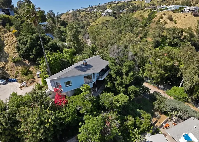 Stunning Hollywood Midcentury Modern-Views-Best Location!