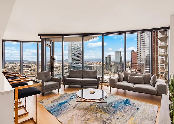 3 Bed 3 Bath Penthouse At Prime Location