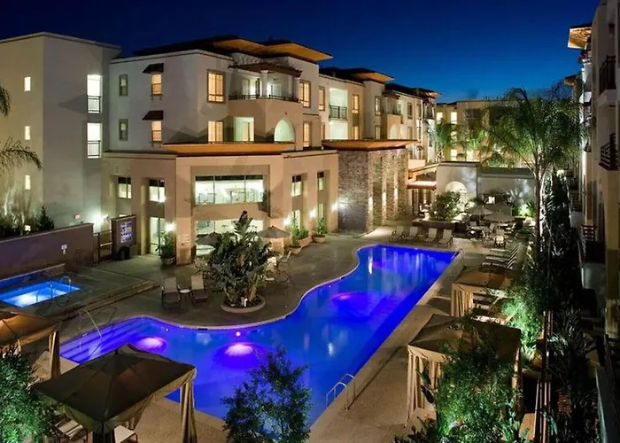 Woodland Hills Luxury Apt 2 Bed Ca