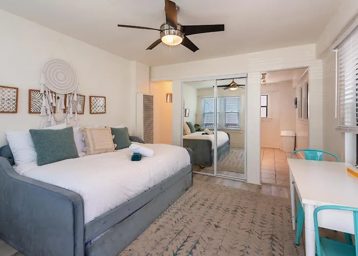 Venice Beach Bliss 1Br Apartment