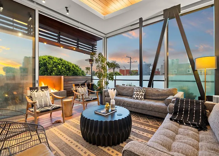 Venice Rooftop 5Bd 4 Bt Steps From The Beach
