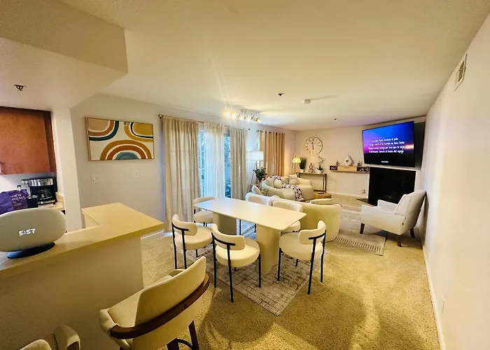Mid-City Charm 2Br Near Las Hotspots!