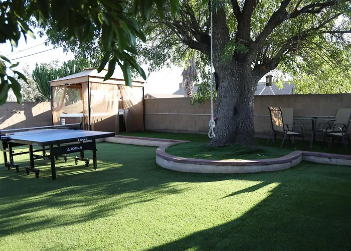 Beautifull 4 Bedroom House 15 Minutes From Universal Studios