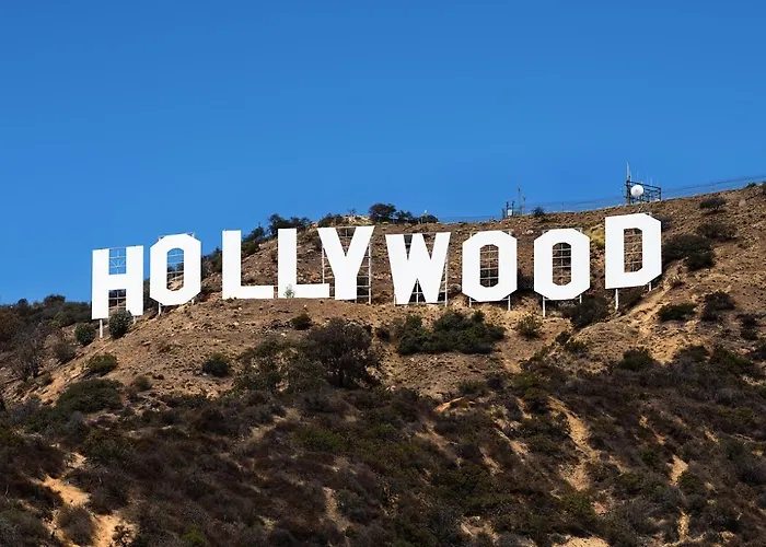Lavish 2Bed Apt In Hollywood With Free Parking